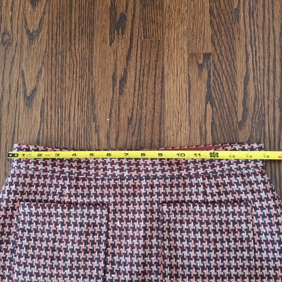 Mod Cloth Houndstooth Mini Skirt - Picture 8 of 9